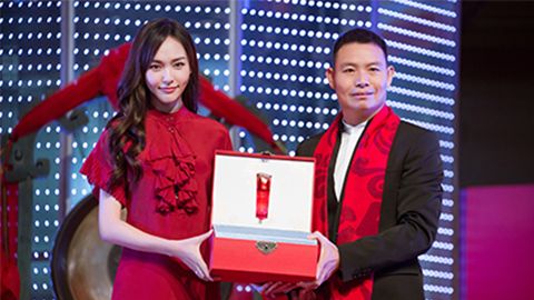 中国美正当红，pa旗舰厅A股上市，引领新时代